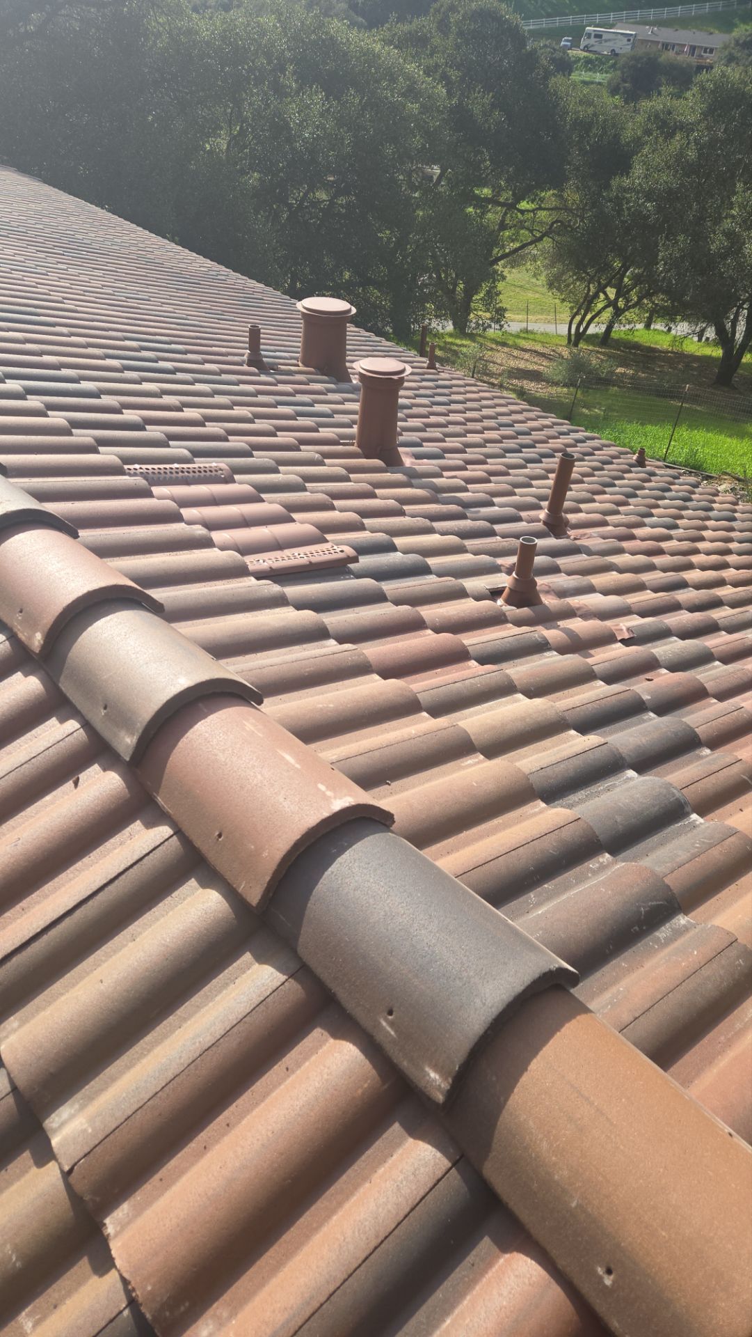 Eagle Roofing SMM 8402 Santa Cruz Blend Malibu Tiles installation